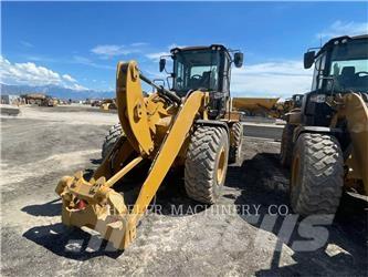 CAT 926M HL QC Iekrāvēji uz riteņiem
