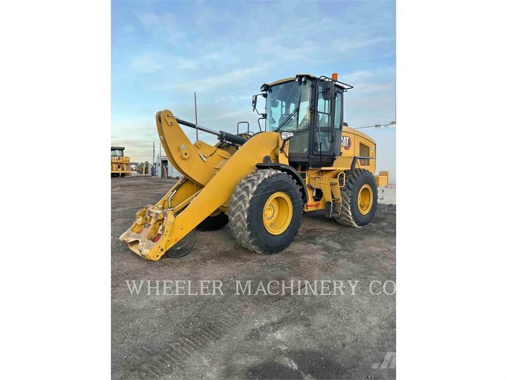 CAT 926M HL QC Iekrāvēji uz riteņiem