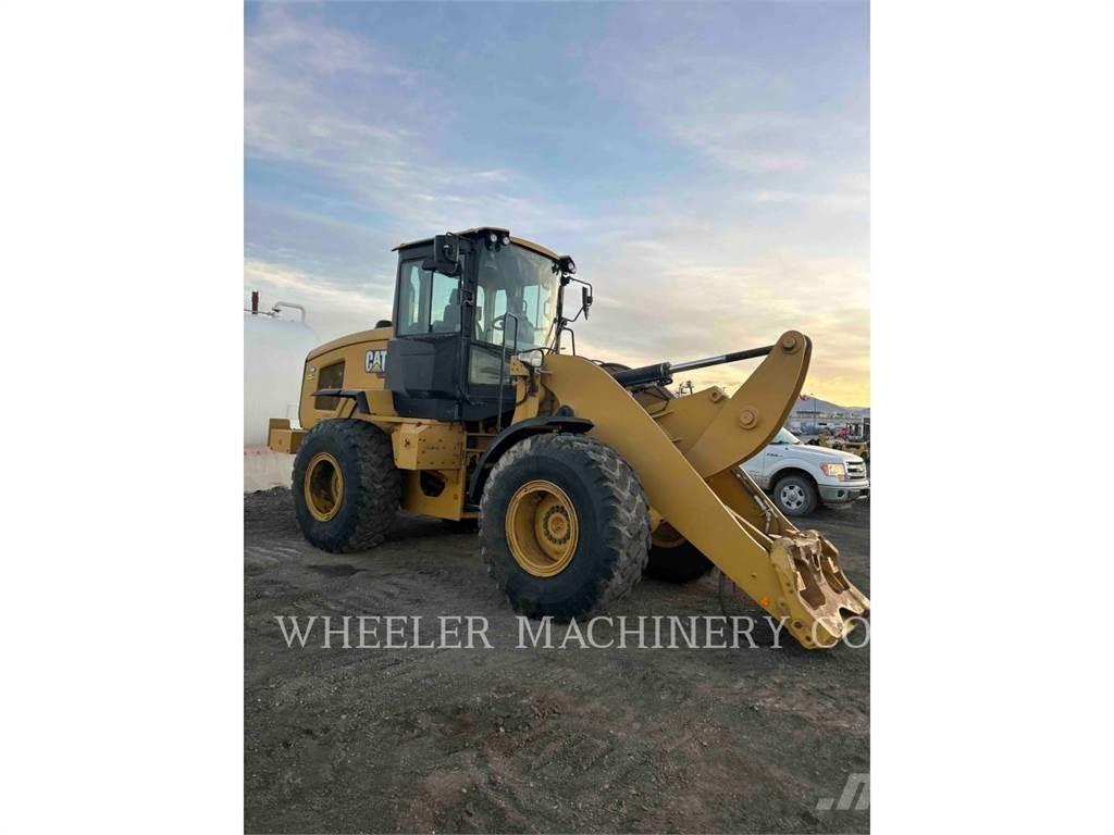 CAT 926M HL QC Iekrāvēji uz riteņiem