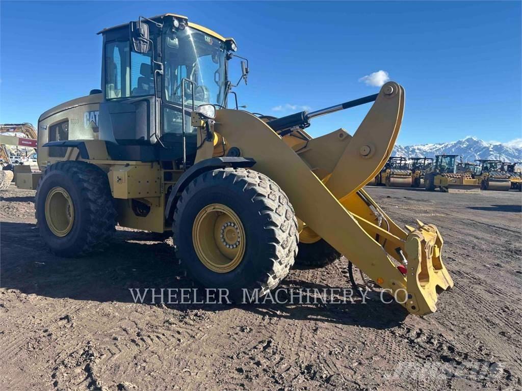CAT 926M HL QC Iekrāvēji uz riteņiem