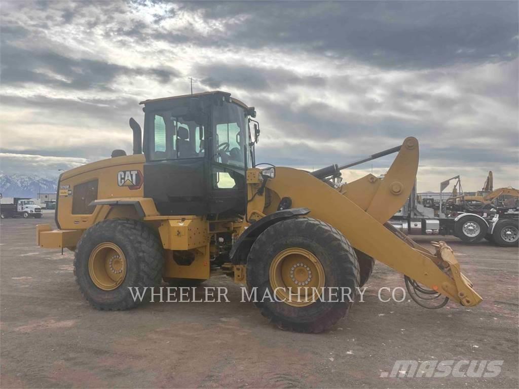 CAT 926M HL QC Iekrāvēji uz riteņiem