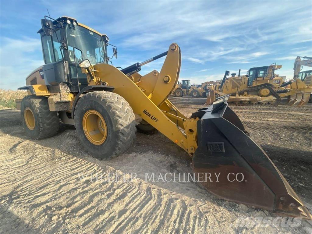 CAT 926M HL QC Iekrāvēji uz riteņiem
