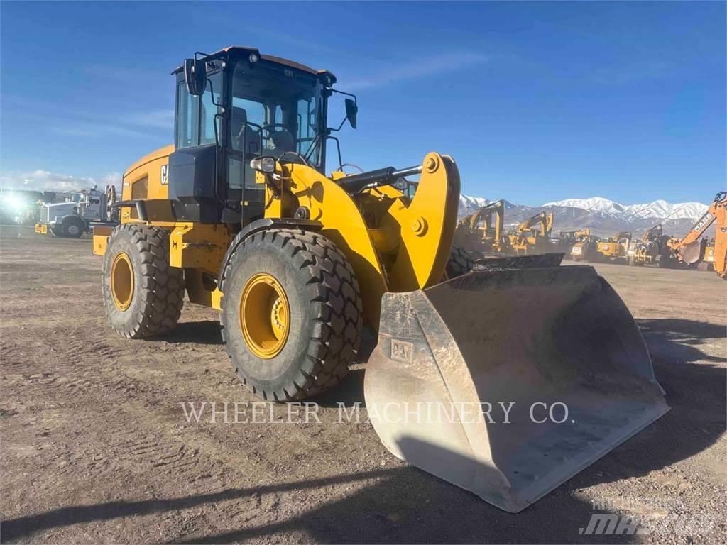 CAT 926M QC Iekrāvēji uz riteņiem