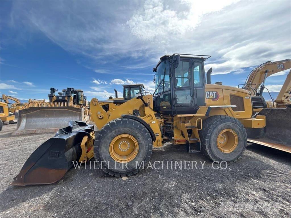 CAT 926M QC Iekrāvēji uz riteņiem