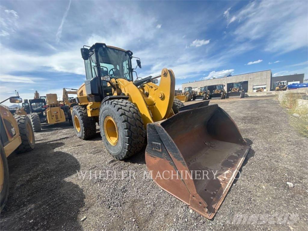CAT 926M QC Iekrāvēji uz riteņiem