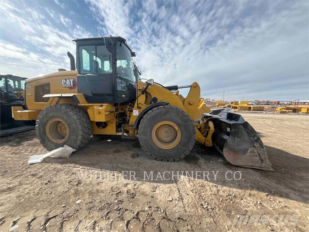 CAT 926M QC 3V Iekrāvēji uz riteņiem