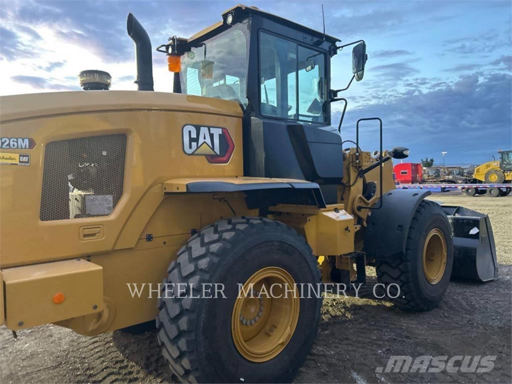 CAT 926M QC 3V Iekrāvēji uz riteņiem