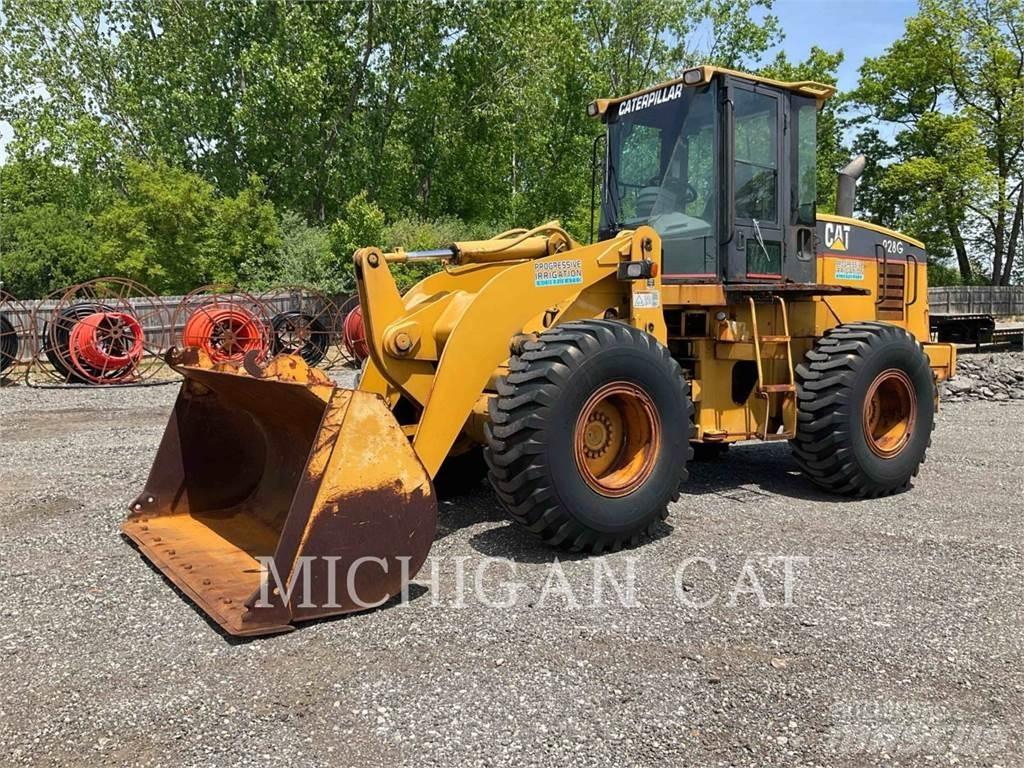 CAT 928G Iekrāvēji uz riteņiem