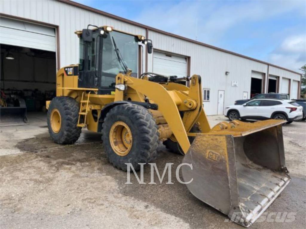 CAT 928HZ Iekrāvēji uz riteņiem