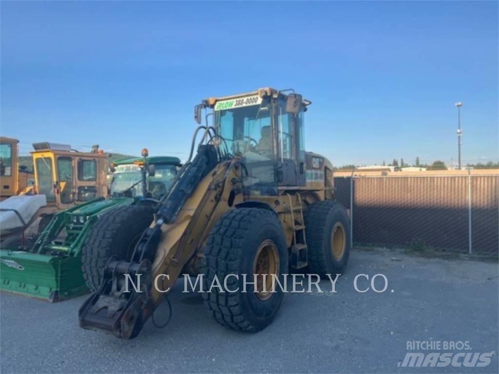 CAT 930H Iekrāvēji uz riteņiem