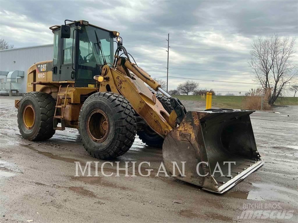 CAT 930HIT Iekrāvēji uz riteņiem