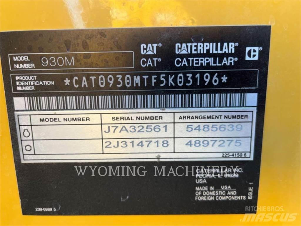 CAT 930M Iekrāvēji uz riteņiem