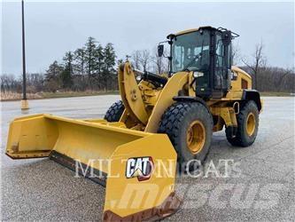 CAT 930M Iekrāvēji uz riteņiem