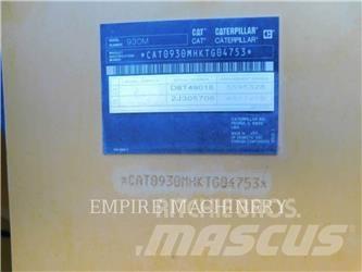 CAT 930M Iekrāvēji uz riteņiem