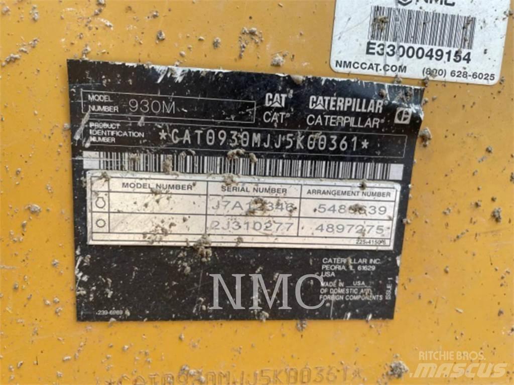 CAT 930M Iekrāvēji uz riteņiem