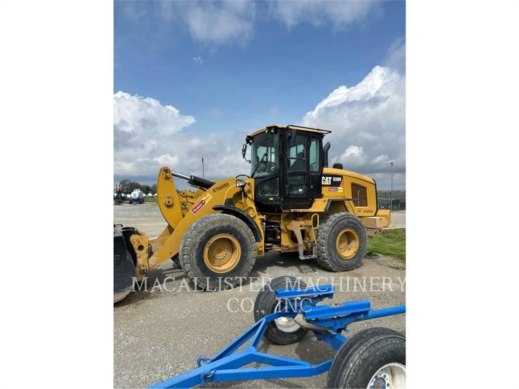 CAT 930M Iekrāvēji uz riteņiem