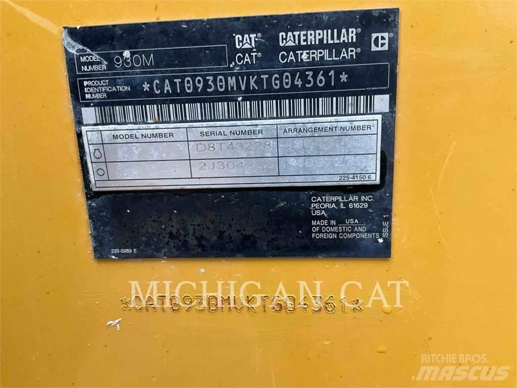 CAT 930M 3RQ Iekrāvēji uz riteņiem