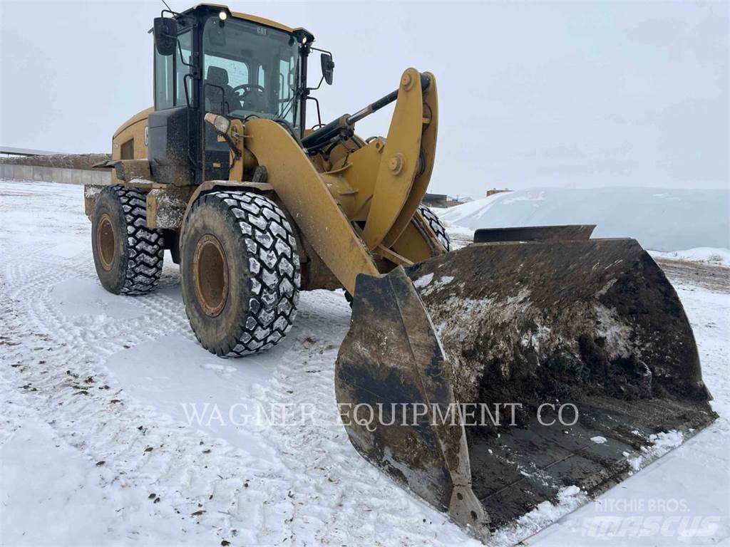 CAT 930M AG HL Iekrāvēji uz riteņiem