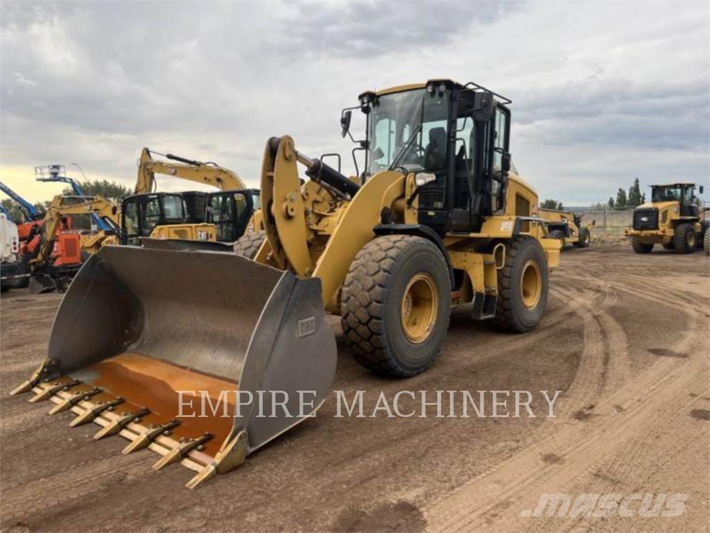 CAT 930M FC Iekrāvēji uz riteņiem