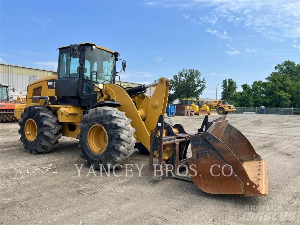 CAT 930M QC Iekrāvēji uz riteņiem
