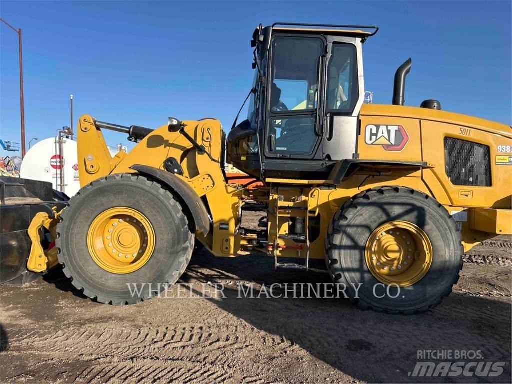 CAT 938 QC Iekrāvēji uz riteņiem