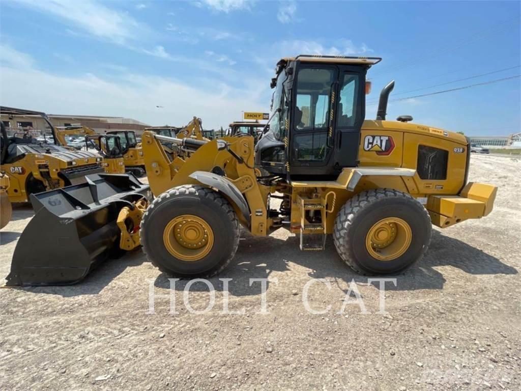 CAT 938 QC Iekrāvēji uz riteņiem