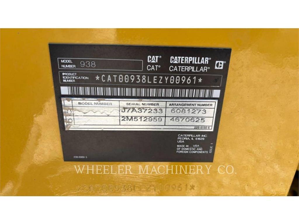 CAT 938 QC Iekrāvēji uz riteņiem