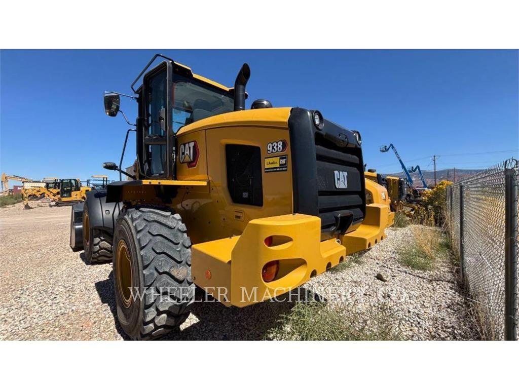 CAT 938 QC Iekrāvēji uz riteņiem
