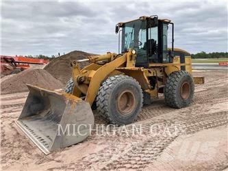 CAT 938G Iekrāvēji uz riteņiem
