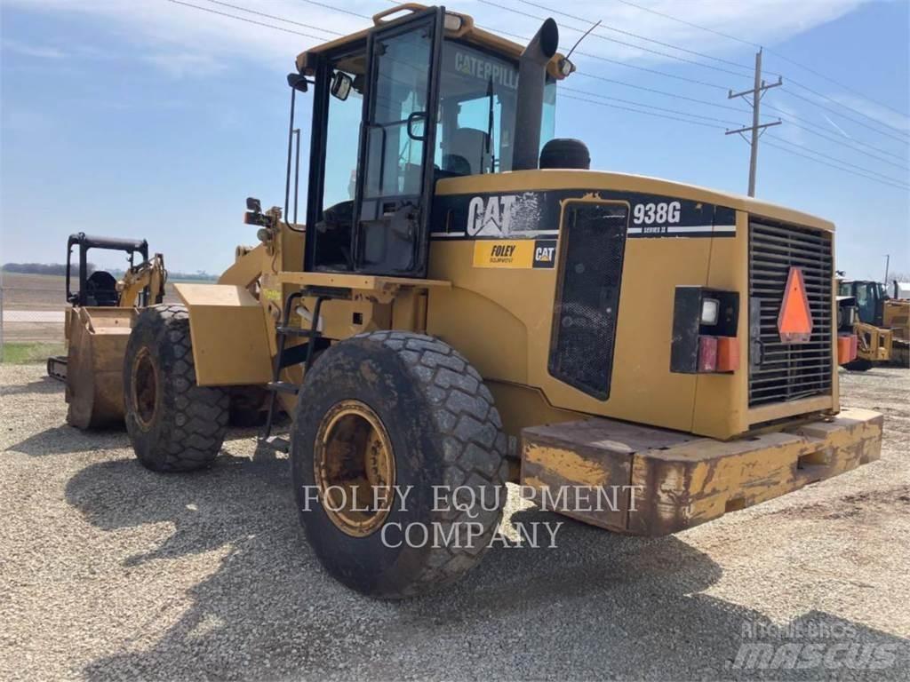 CAT 938G Iekrāvēji uz riteņiem