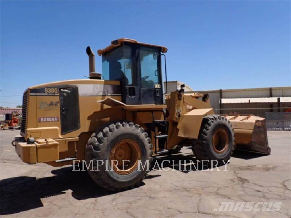 CAT 938G Iekrāvēji uz riteņiem