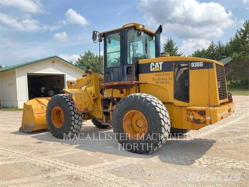 CAT 938G Iekrāvēji uz riteņiem