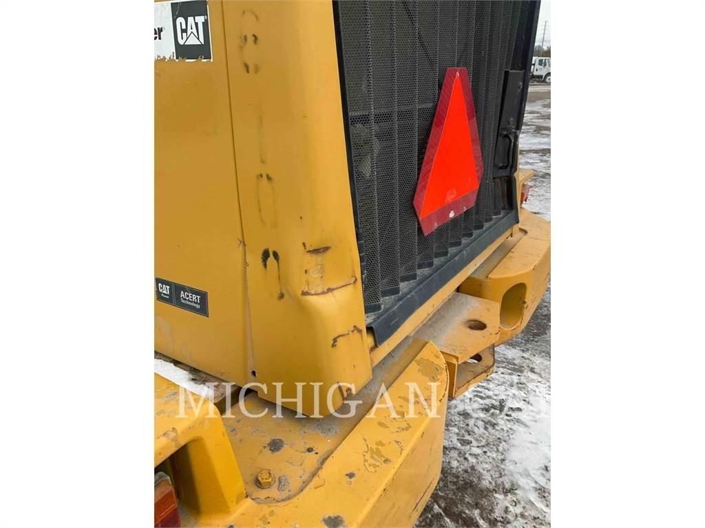 CAT 938H Iekrāvēji uz riteņiem