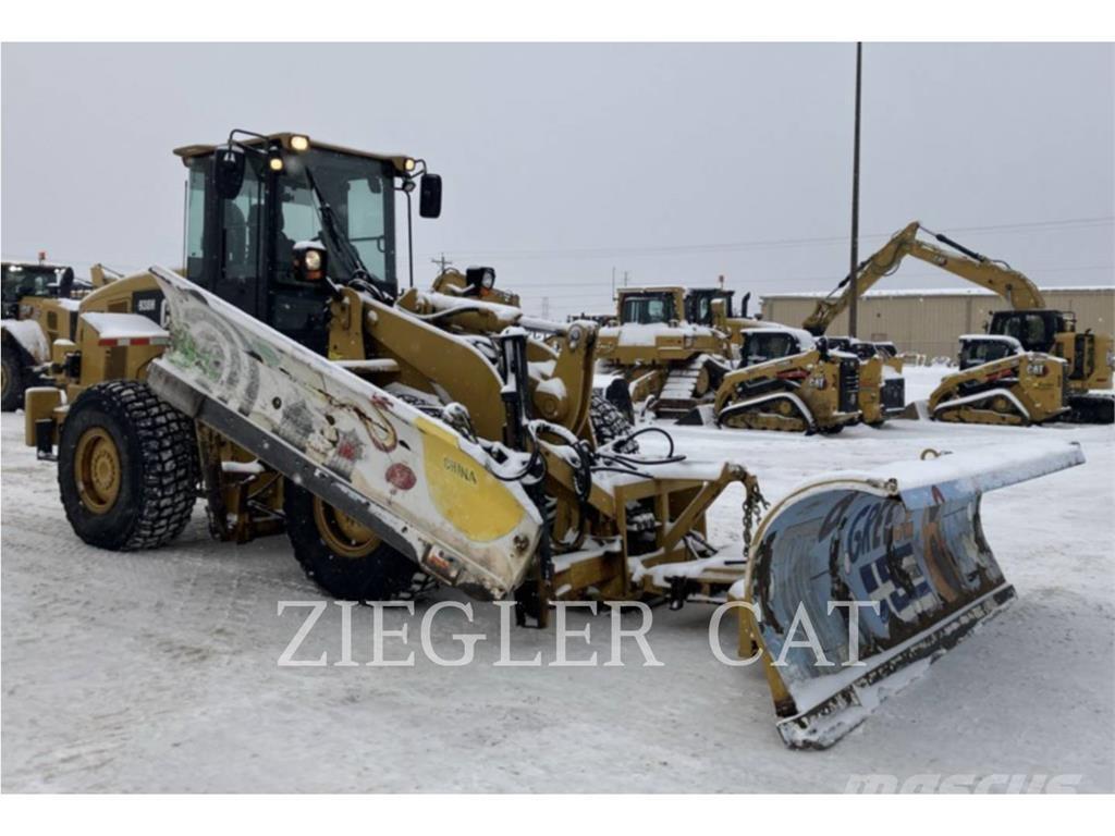 CAT 938H Iekrāvēji uz riteņiem