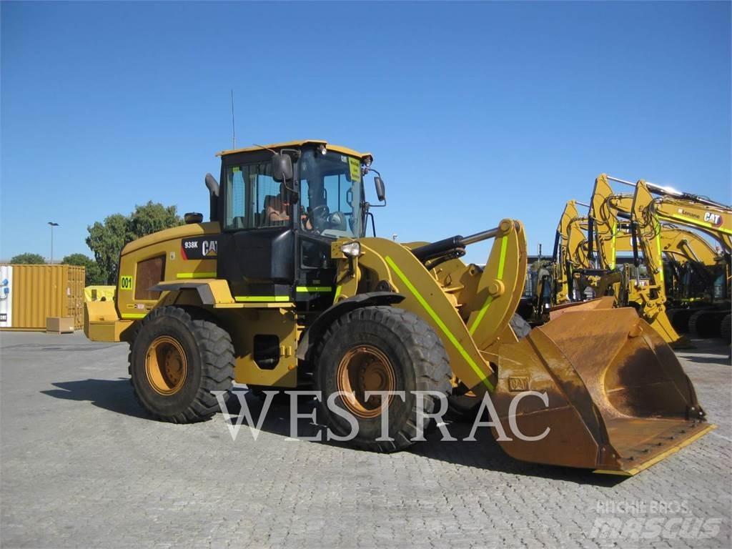 CAT 938K Iekrāvēji uz riteņiem