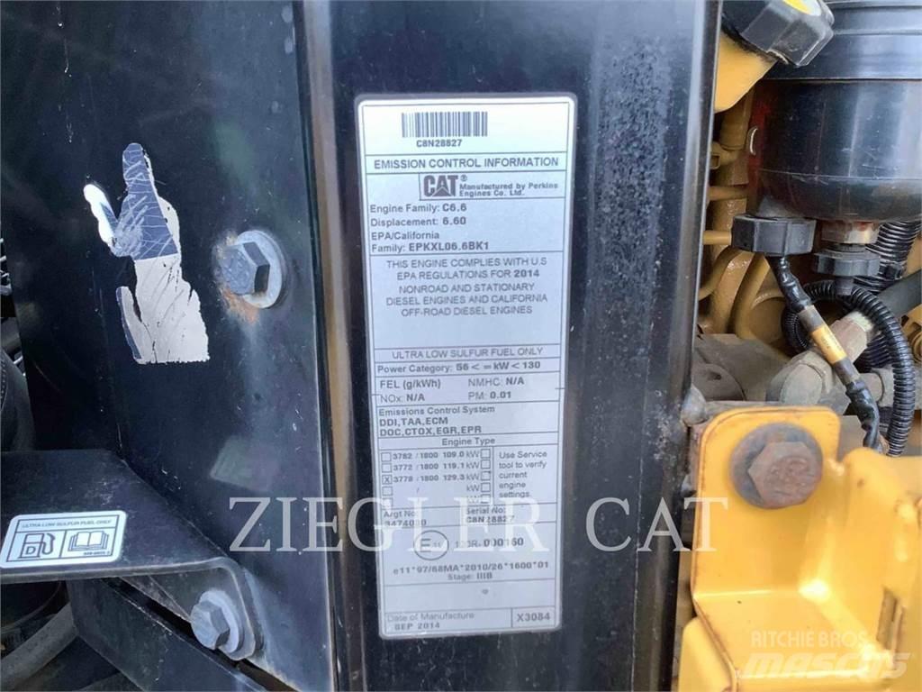 CAT 938K Iekrāvēji uz riteņiem