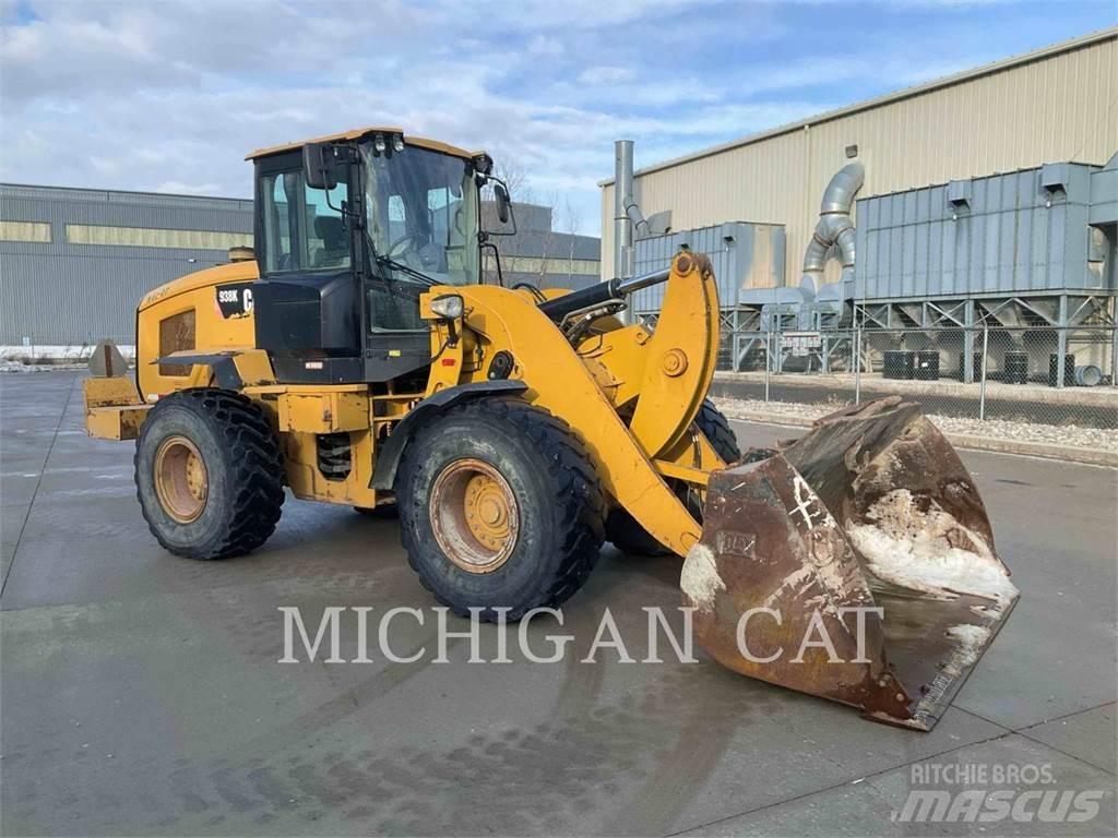 CAT 938K RQ+ Iekrāvēji uz riteņiem