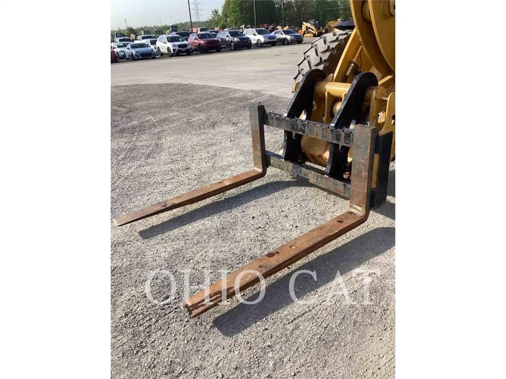 CAT 938M Iekrāvēji uz riteņiem