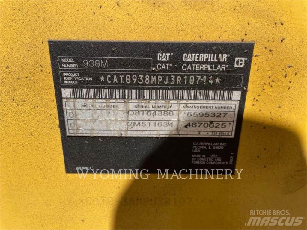CAT 938M Iekrāvēji uz riteņiem