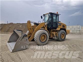 CAT 938M Iekrāvēji uz riteņiem