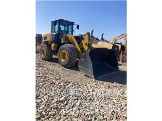 CAT 938M Iekrāvēji uz riteņiem