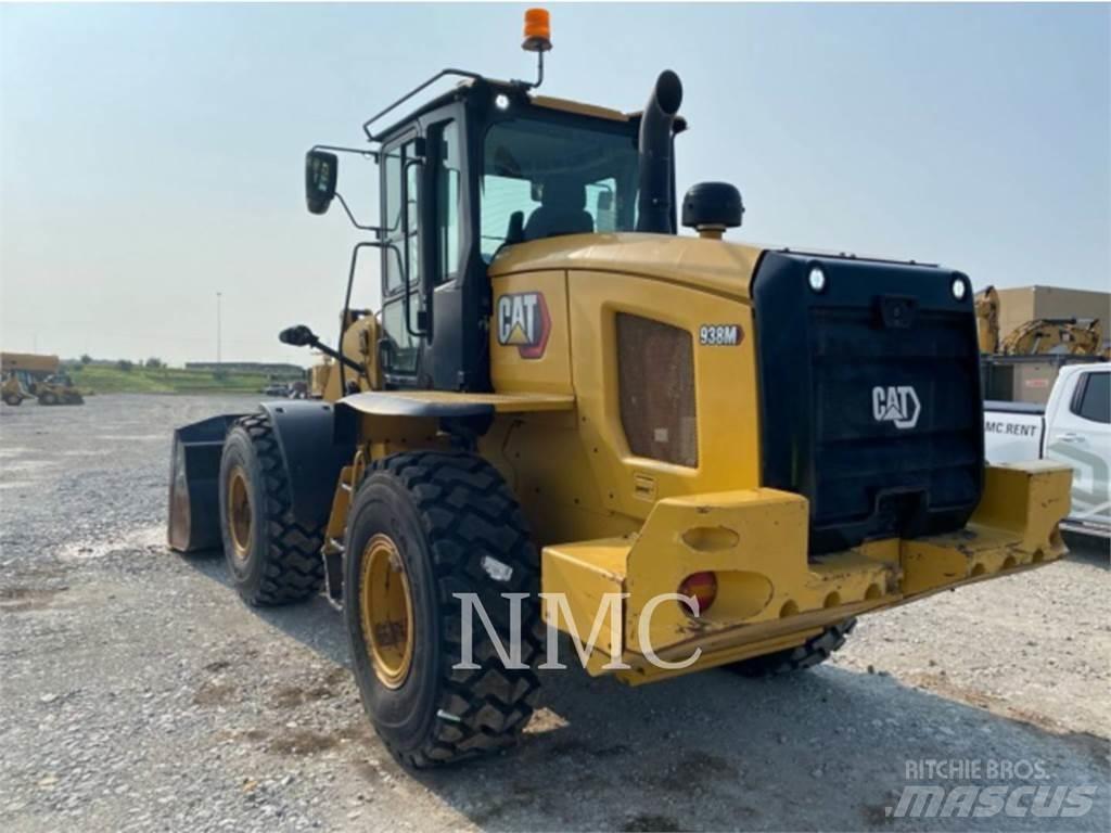 CAT 938M Iekrāvēji uz riteņiem