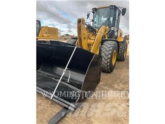 CAT 938M Iekrāvēji uz riteņiem