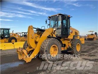 CAT 938M Iekrāvēji uz riteņiem