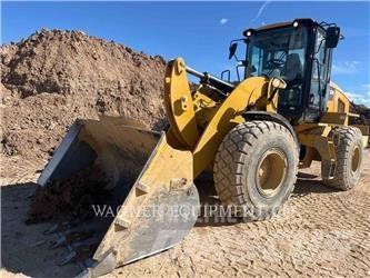 CAT 938M Iekrāvēji uz riteņiem