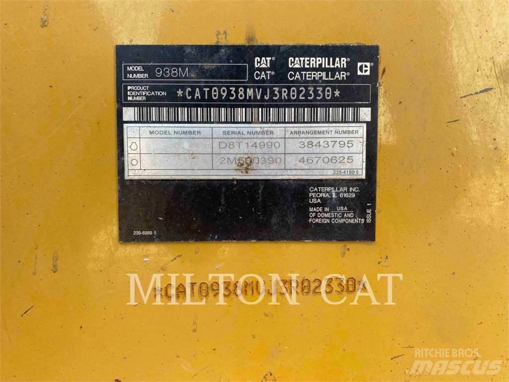 CAT 938M Iekrāvēji uz riteņiem