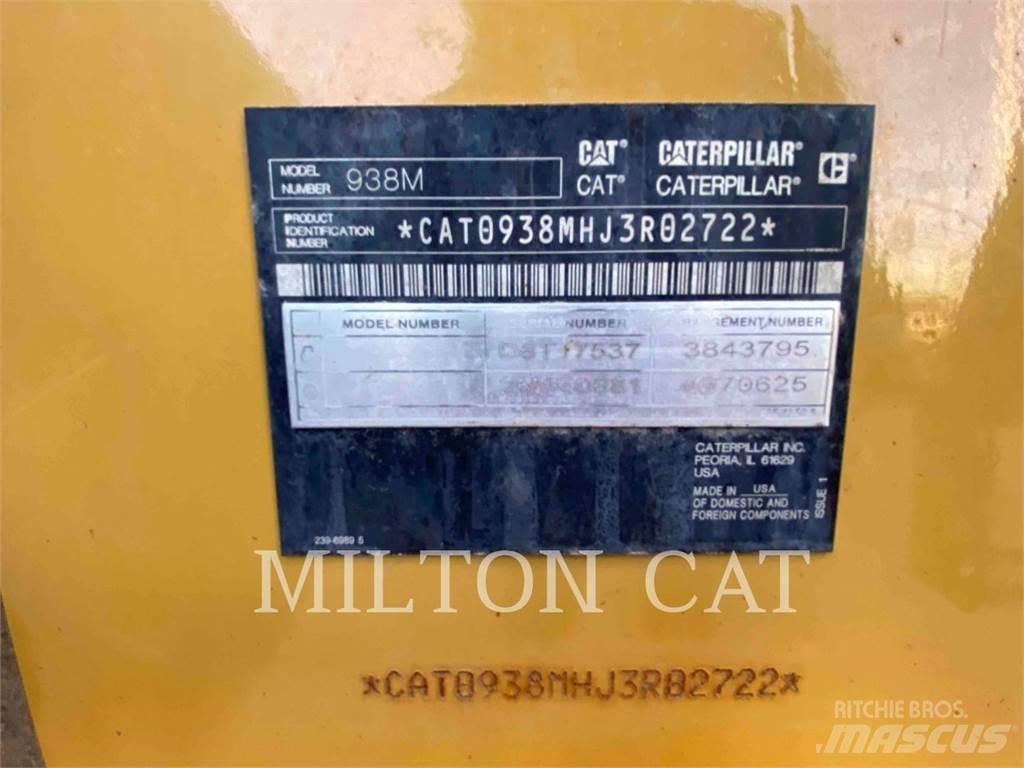 CAT 938M Iekrāvēji uz riteņiem