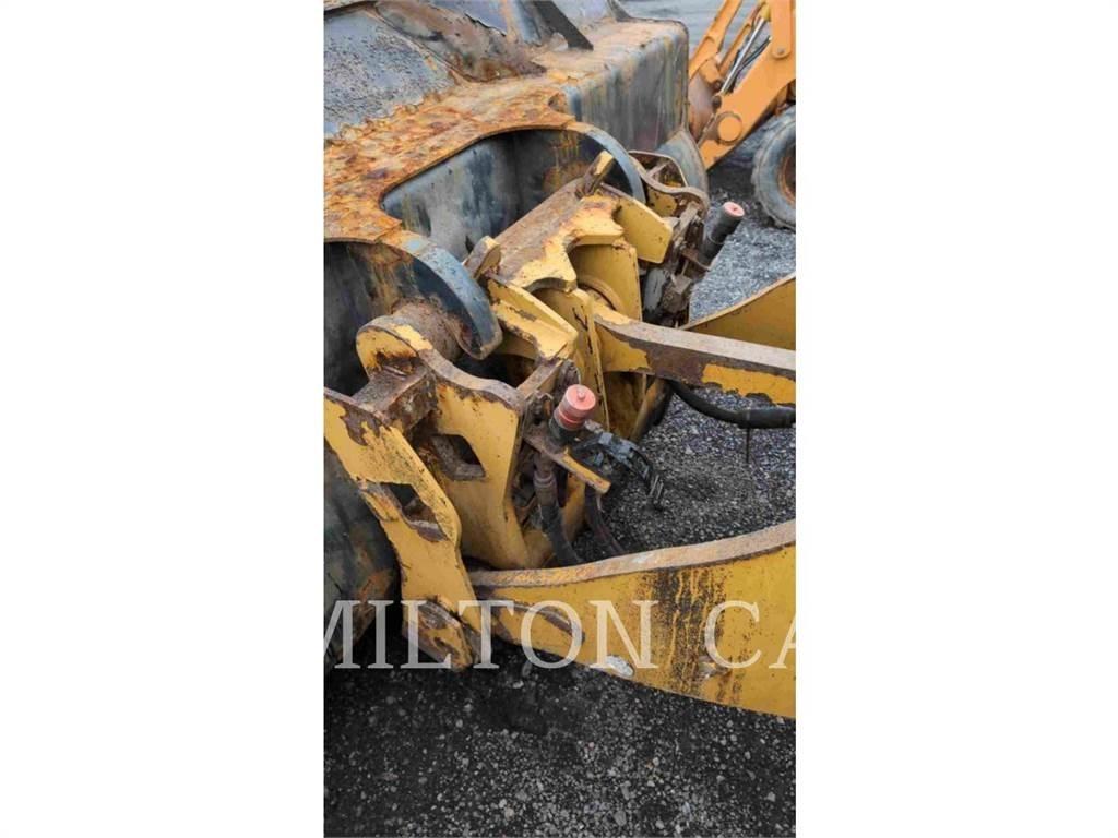 CAT 938M Iekrāvēji uz riteņiem