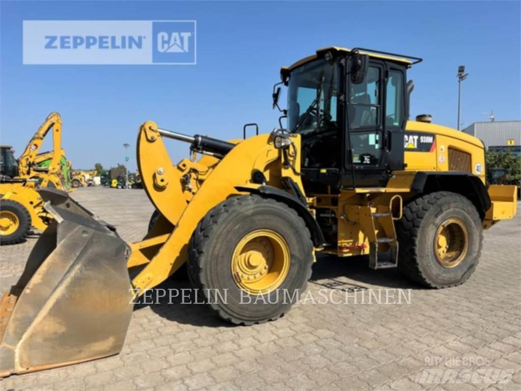 CAT 938M Iekrāvēji uz riteņiem