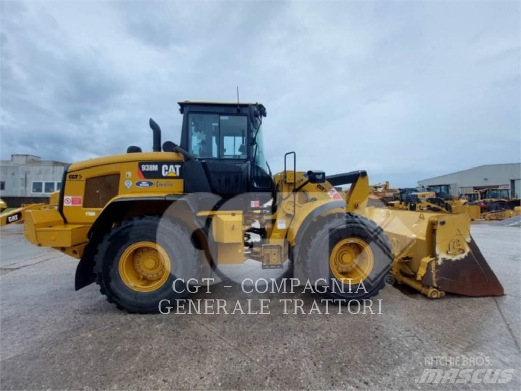 CAT 938M Iekrāvēji uz riteņiem